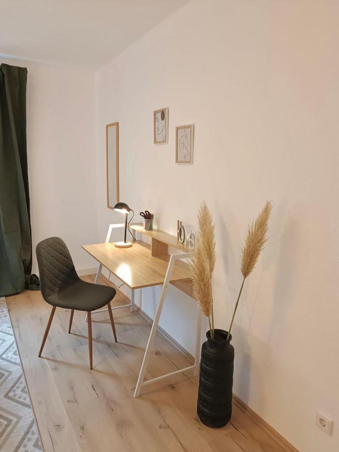 ボーフムBright And Central With 2 Beds Incl Workspaceアパートメント エクステリア 写真